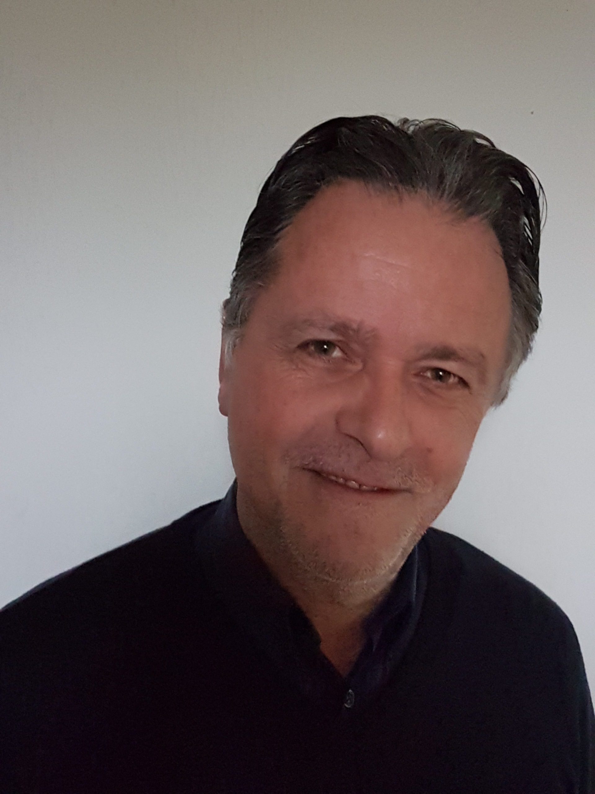 Dr. Thierry Desjardins, MD Lyfebulb